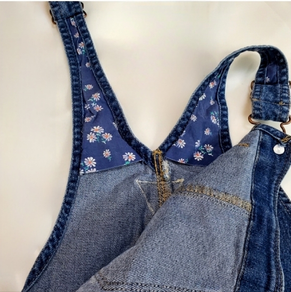 OshKosh Daisy Ruffle Overalls - Picture 9 of 12